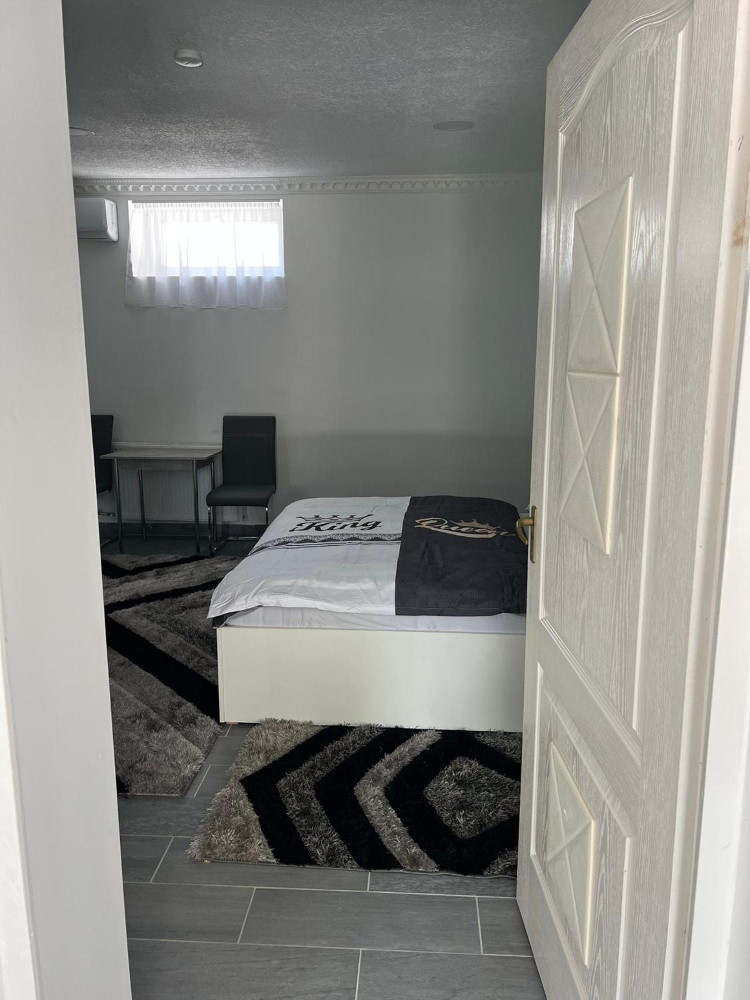Adel Apartman Kisujszallas Exteriér fotografie