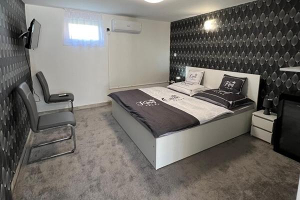 Adel Apartman Kisujszallas Exteriér fotografie